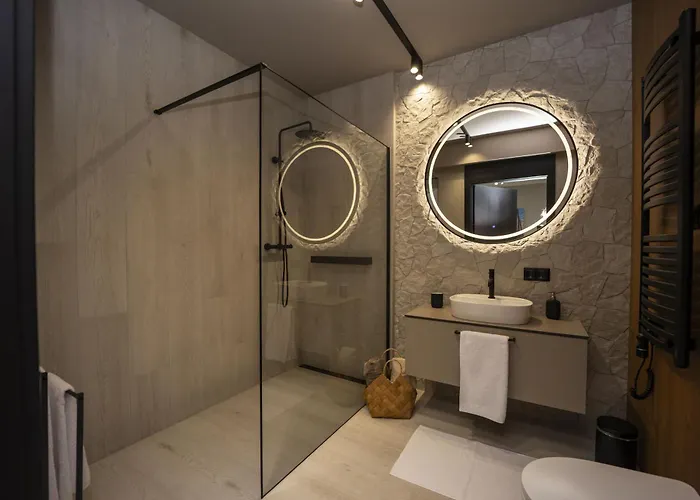 Aparthotel Sky Hill 4*