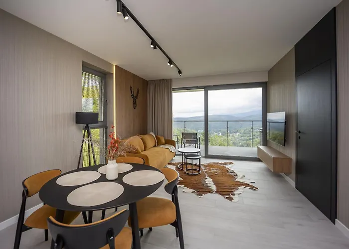 Aparthotel Sky Hill 4*