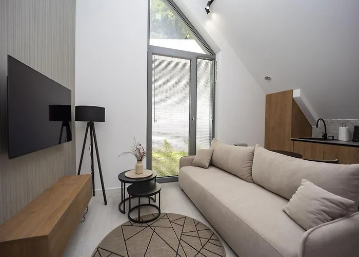 Aparthotel Sky Hill 4*