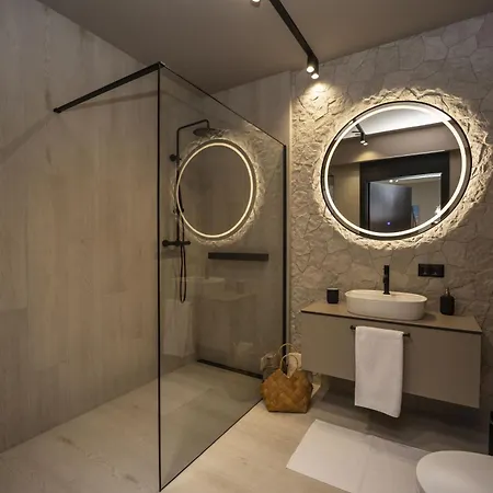 Aparthotel Sky Hill 4*